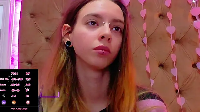 CoraVex online show from March 2026 05:02:01 AM