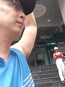 Snapshot of MaiHoang2k chatting on September 2025 05:42:01 AM MaiHoang2k online show from September 2025 05:42:01 AM