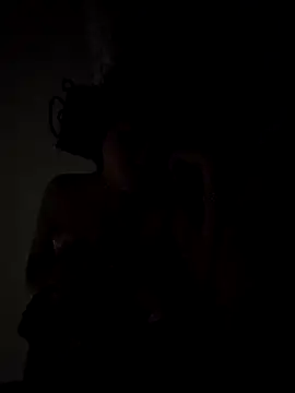 Snapshot of MaiHoang2k chatting on October 2025 04:09:01 AM MaiHoang2k online show from October 2025 04:09:01 AM