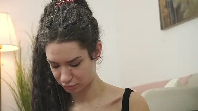 adisson fox online show from November 2025 07:08:02 AM