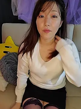 Snapshot of M_Kaede chatting on November 2025 07:38:01 PM M Kaede online show from November 2025 07:38:01 PM