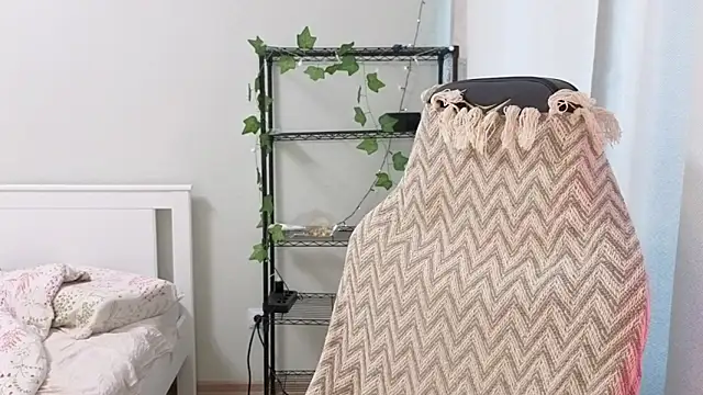 lunatale2 online show from September 2025 09:01:02 AM