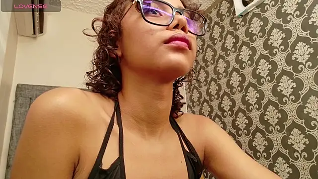 Snapshot of MissDhana chatting on October 2025 08:04:02 PM MissDhana online show from October 2025 08:04:02 PM