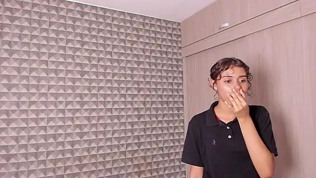 Snapshot of MissDhana chatting on November 2025 07:23:02 PM MissDhana online show from November 2025 07:23:02 PM