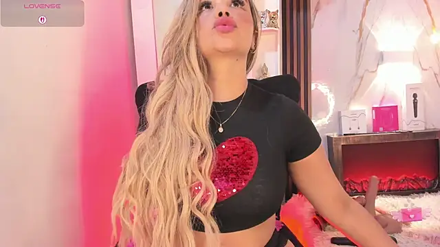 Agatha210 online show from October 2025 08:20:02 PM