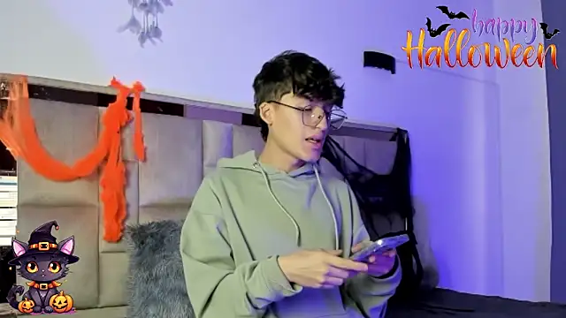 bellmontneon online show from October 2025 11:22:01 AM