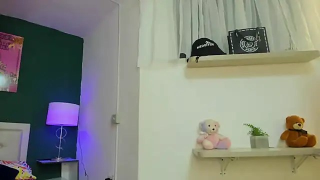 Snapshot of prettygirl691 chatting on September 2025 01:40:02 AM prettygirl691 online show from September 2025 01:40:02 AM