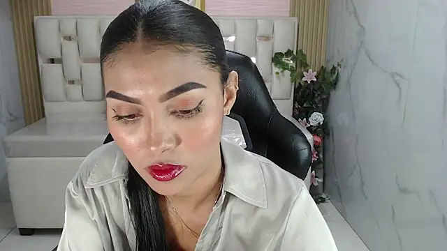 Snapshot of lissandra_s chatting on November 2025 08:08:01 PM lissandra s online show from November 2025 08:08:01 PM