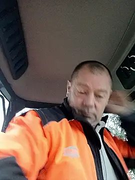 hugoboys4576 online show from September 2025 06:50:02 AM