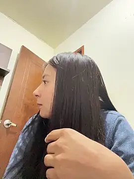 Snapshot of Karlee_Grey1 chatting on September 2025 07:26:02 PM Karlee Grey1 online show from September 2025 07:26:02 PM