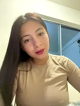 Snapshot of Karlee_Grey1 chatting on October 2025 02:01:02 AM Karlee Grey1 online show from October 2025 02:01:02 AM