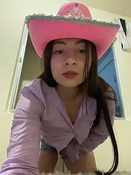 Snapshot of Karlee_Grey1 chatting on November 2025 02:56:02 AM Karlee Grey1 online show from November 2025 02:56:02 AM