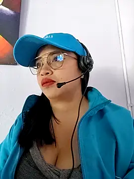 Snapshot of MILA__06 chatting on October 2025 01:46:02 PM MILA 06 online show from October 2025 01:46:02 PM