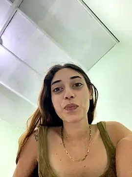 loirinhaaa online show from October 2025 04:07:02 PM