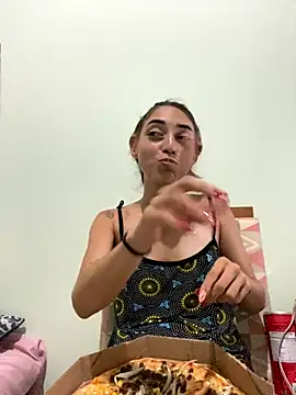 loirinhaaa online show from November 2025 01:55:02 AM