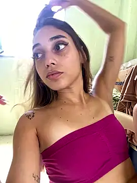 loirinhaaa online show from January 2026 03:47:01 PM