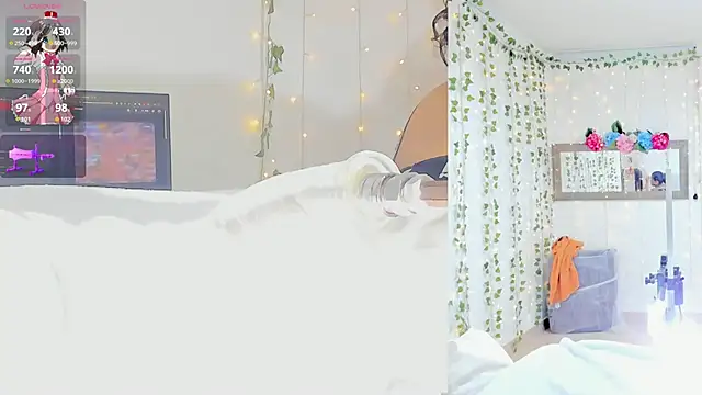 Ashley  Jones   online show from January 2026 09:13:01 AM