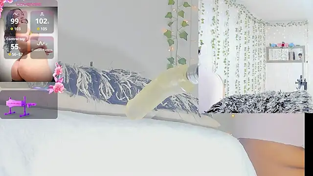 Ashley  Jones   online show from May 2026 09:03:02 AM
