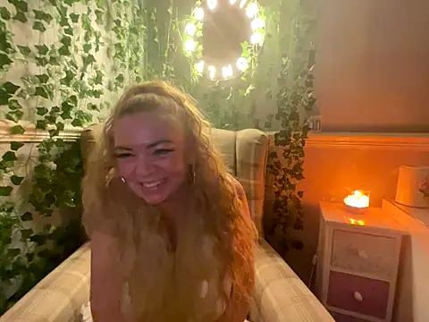 Snapshot of BonnyDesire chatting on October 2025 07:26:01 PM BonnyDesire online show from October 2025 07:26:01 PM