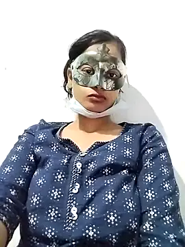 ms-naina online show from April 2026 07:44:01 PM