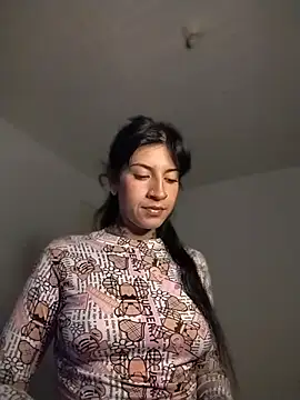 gabii hardy online show from August 2026 09:33:01 AM