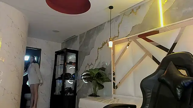 sophiadoll tf online show from January 2026 08:56:01 PM