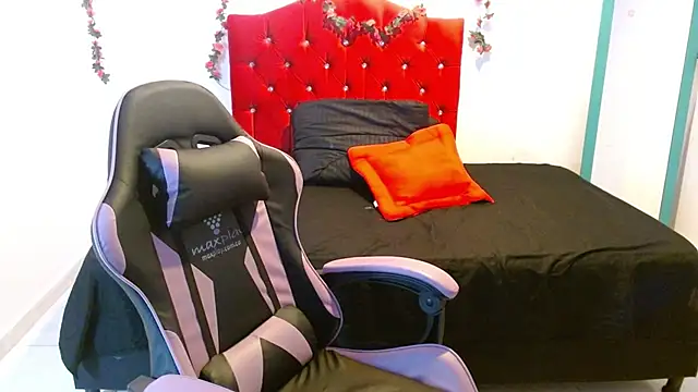 cristal1609 online show from April 2026 01:49:02 PM