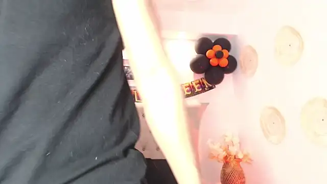 SalvadorFit online show from October 2025 08:21:02 PM