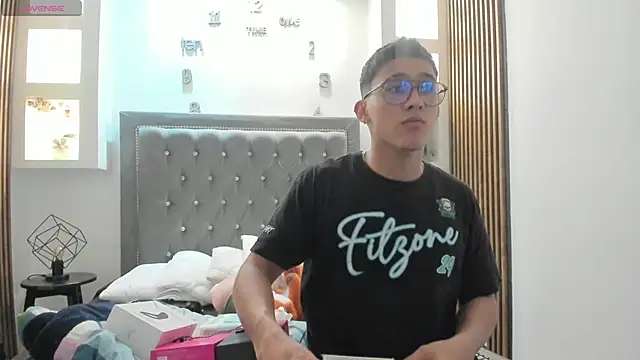 SalvadorFit online show from February 2026 08:34:01 PM