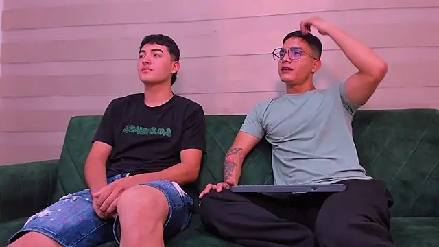 axel vega online show from November 2025 07:38:01 PM