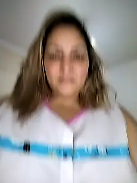 Snapshot of Lunita86 chatting on December 2025 01:56:02 AM Lunita86 online show from December 2025 01:56:02 AM