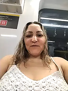 Snapshot of Lunita86 chatting on January 2026 01:22:01 AM Lunita86 online show from January 2026 01:22:01 AM