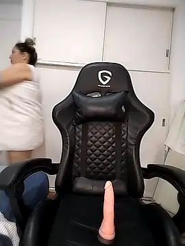 Snapshot of Lunita86 chatting on March 2026 03:28:01 PM Lunita86 online show from March 2026 03:28:01 PM