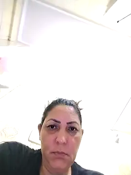 Snapshot of Lunita86 chatting on April 2026 02:09:01 AM Lunita86 online show from April 2026 02:09:01 AM