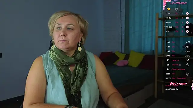 Snapshot of Marta_Wils chatting on September 2025 09:02:01 AM Marta Wils online show from September 2025 09:02:01 AM