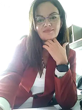 ValeriaLove43211 online show from October 2025 11:30:01 AM