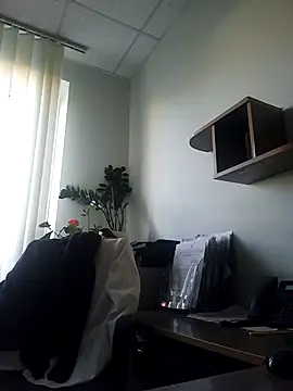 ValeriaLove43211 online show from November 2025 01:54:02 PM