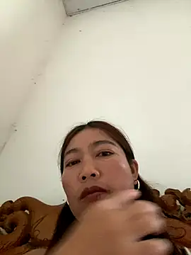 Milky-milk online show from October 2025 02:55:01 AM