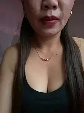 Snapshot of Milky-milk chatting on April 2026 10:59:02 PM Milky-milk online show from April 2026 10:59:02 PM