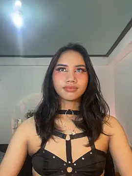 Snapshot of Divine_Goddesss chatting on September 2025 03:52:02 AM Divine Goddesss online show from September 2025 03:52:02 AM