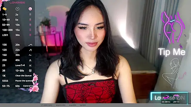 Snapshot of Divine_Goddesss chatting on October 2025 04:04:02 AM Divine Goddesss online show from October 2025 04:04:02 AM