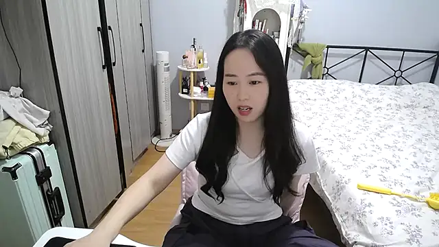 wxj1019 online show from April 2026 02:37:02 PM