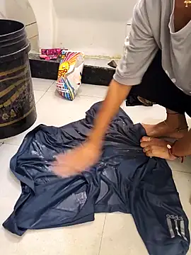 sassyishhu76 online show from November 2025 08:06:01 AM