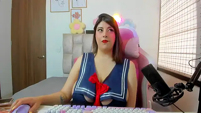 Snapshot of queenalexxa111 chatting on May 2026 12:57:02 PM queenalexxa111 online show from May 2026 12:57:02 PM