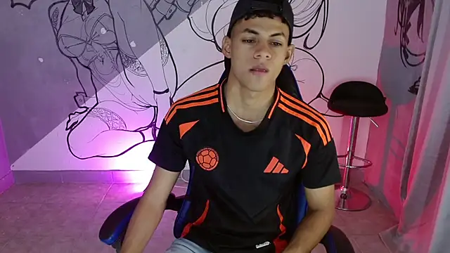 deivid bigcock1 online show from December 2025 12:06:01 AM