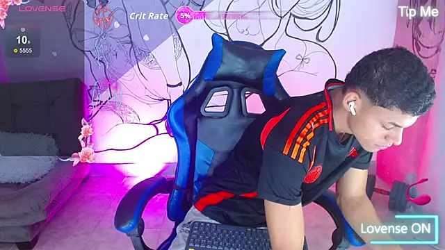 deivid bigcock1 online show from May 2026 12:38:01 AM