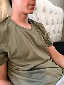 Snapshot of gymratforyouu chatting on October 2025 09:24:02 PM gymratforyouu online show from October 2025 09:24:02 PM