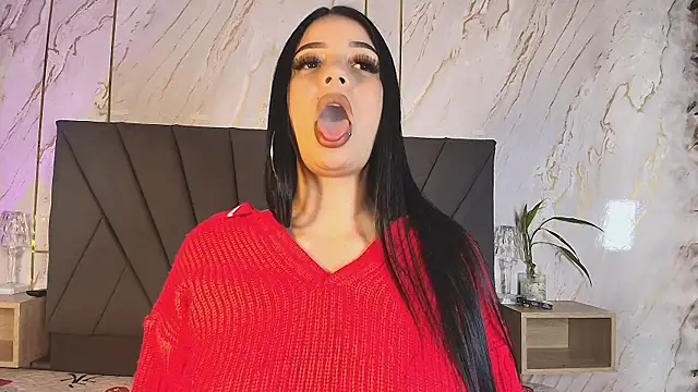 Luna Scarlet1 online show from September 2025 06:17:01 AM