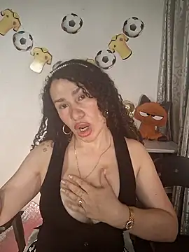Lina 444 online show from June 2026 10:25:02 PM
