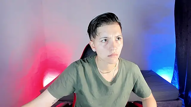 Snapshot of nicocoox chatting on September 2025 07:28:01 PM nicocoox online show from September 2025 07:28:01 PM